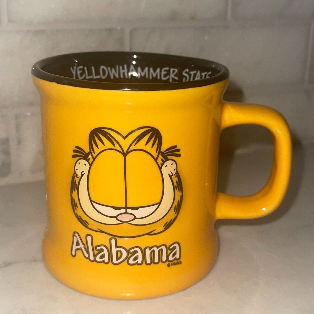 GARFIELD Alabama Yellow Ceramic Mug The‎ Yellowhammer State PAWS Jim Davis